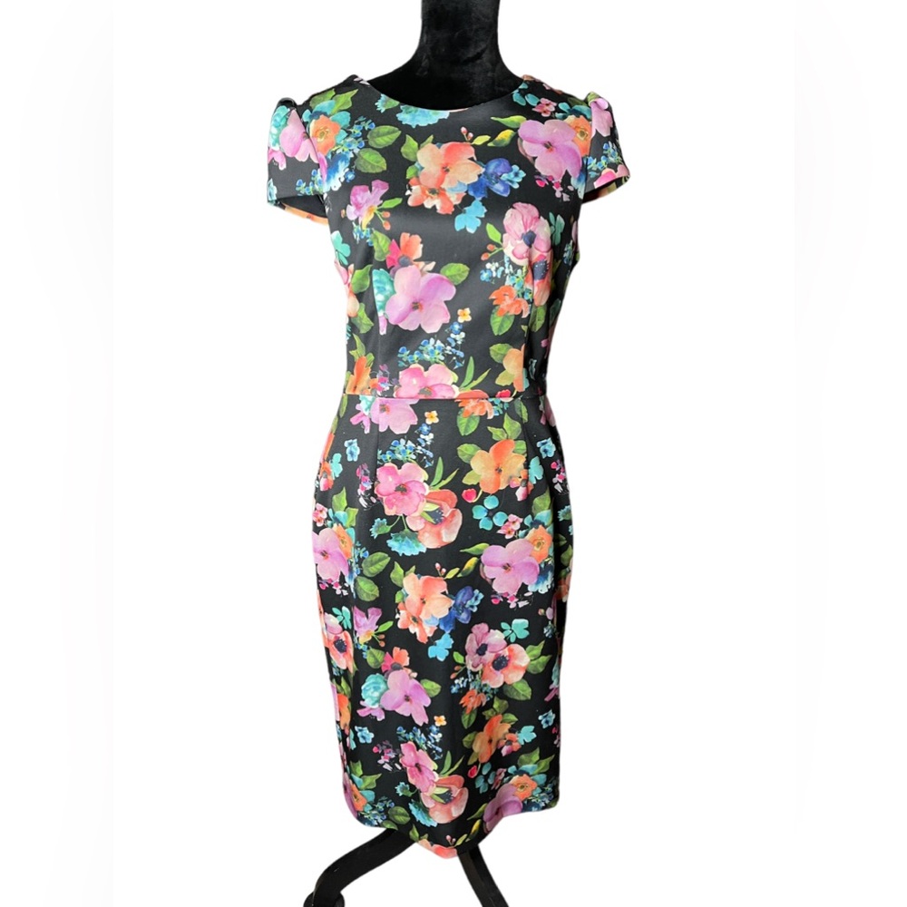 Betsey Johnson Size 10 Floral dress